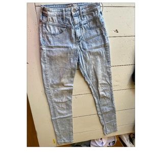 high rise Hollister light wash skinny jeans